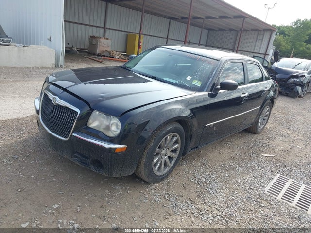 2010 Chrysler 300c Hemi მანქანა იყიდება აუქციონზე, vin: 2C3CA6CT5AH114371, აუქციონის ნომერი: 45694265