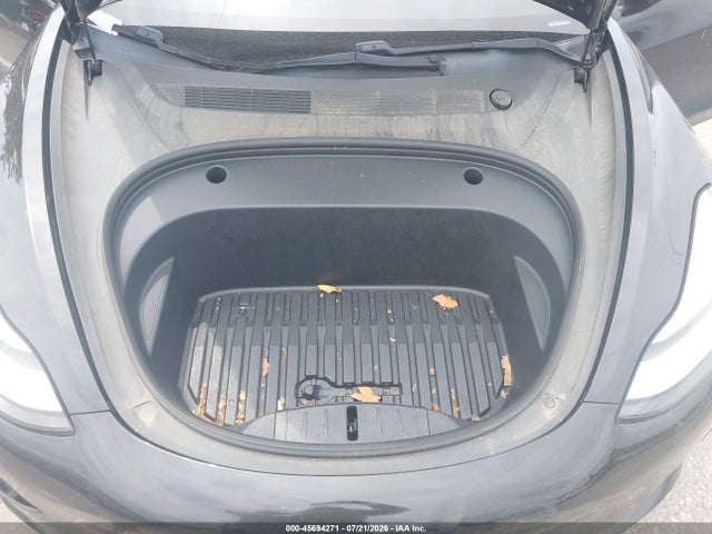 45694271 :رقم المزاد ، 5YJ3E1EA6MF854939 vin ، 2021 Tesla Model 3 Standard Range Plus Rear-wheel Drive مزاد بيع