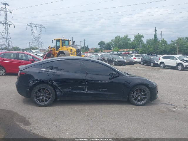 45694271 :رقم المزاد ، 5YJ3E1EA6MF854939 vin ، 2021 Tesla Model 3 Standard Range Plus Rear-wheel Drive مزاد بيع