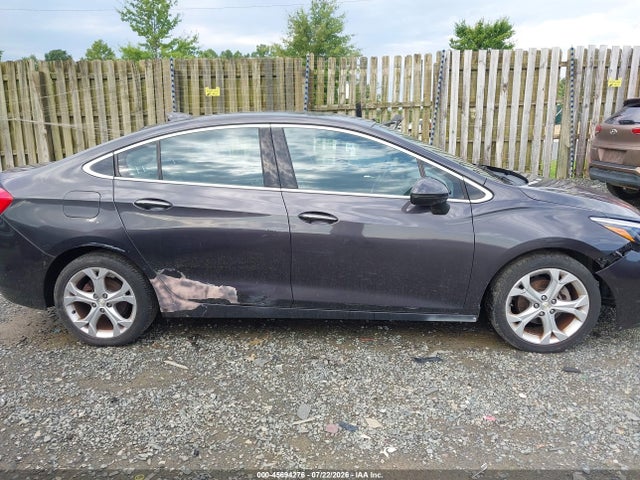 1G1BF5SM4H7181006 Chevrolet Cruze Premier Auto