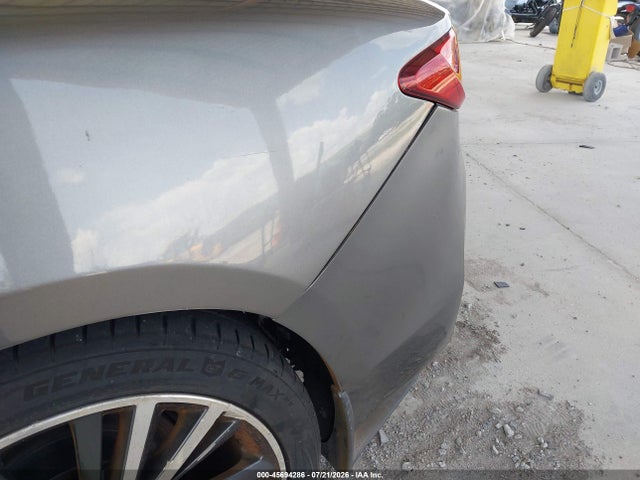 45694286 :رقم المزاد ، JN1EV7EK5HM360947 vin ، 2017 Infiniti Q60 3.0t Premium مزاد بيع