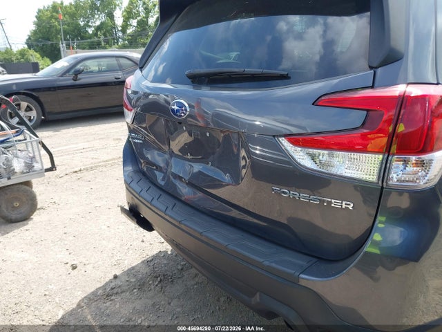 45694290 :رقم المزاد ، JF2SKAJC0MH567643 vin ، 2021 Subaru Forester Premium مزاد بيع