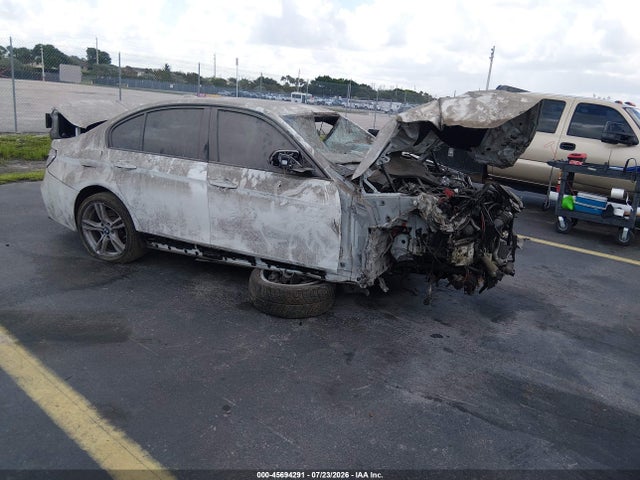 Продажа на аукционе авто 2013 Bmw 335i, vin: WBA3A9C56DF686213, номер лота: 45694291