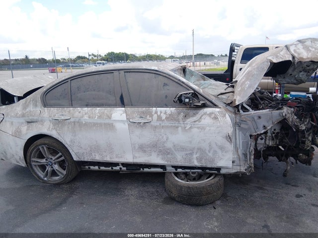 45694291 :رقم المزاد ، WBA3A9C56DF686213 vin ، 2013 Bmw 335i مزاد بيع