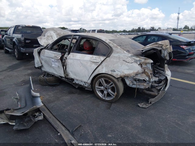 45694291 :رقم المزاد ، WBA3A9C56DF686213 vin ، 2013 Bmw 335i مزاد بيع