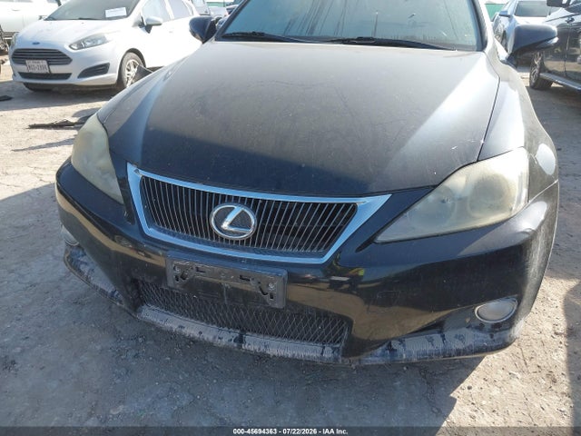 45694363 :رقم المزاد ، JTHFF2C25A2504372 vin ، 2010 Lexus Is 250c مزاد بيع
