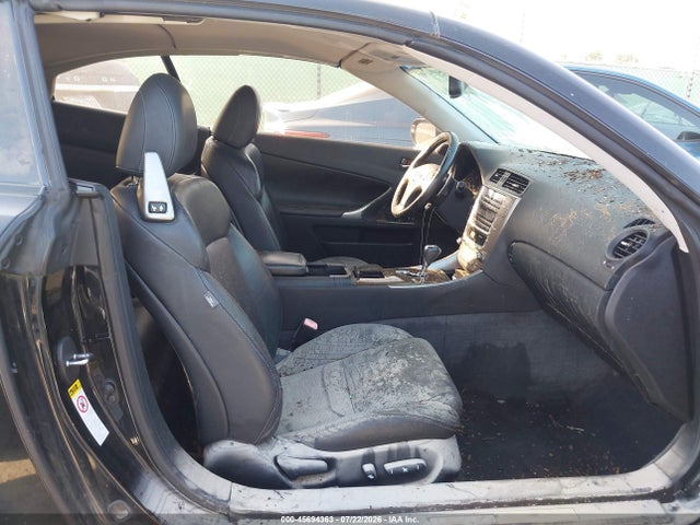45694363 :رقم المزاد ، JTHFF2C25A2504372 vin ، 2010 Lexus Is 250c مزاد بيع