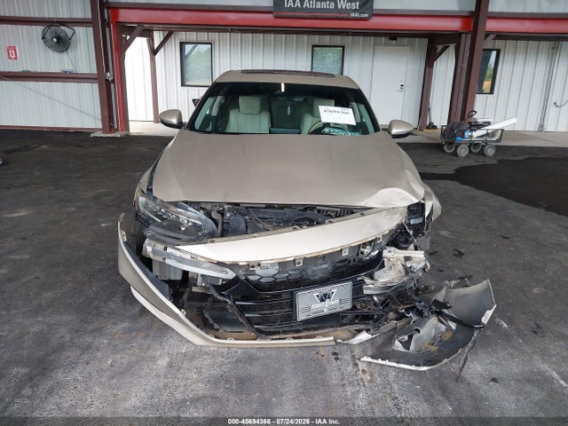45694366 :رقم المزاد ، 1HGCV1F57JA260481 vin ، 2018 Honda Accord Ex-l مزاد بيع
