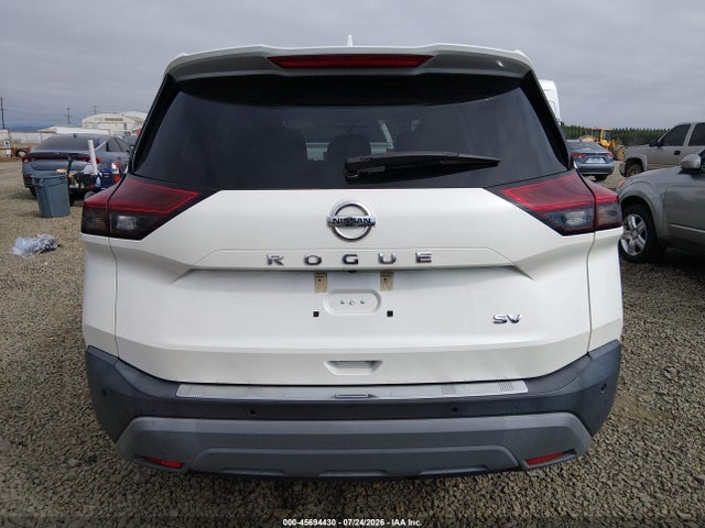 5N1AT3BA2MC710567 Nissan Rogue Sv Fwd