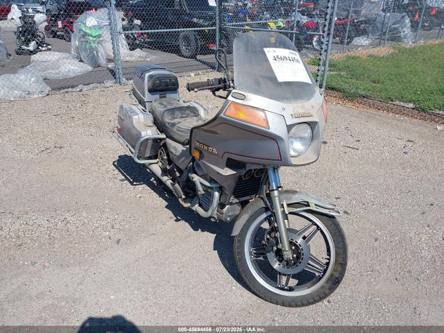 Продаж на аукціоні авто 1982 Honda Gl500 I, vin: JH2PC0215CM100594, номер лоту: 45694456
