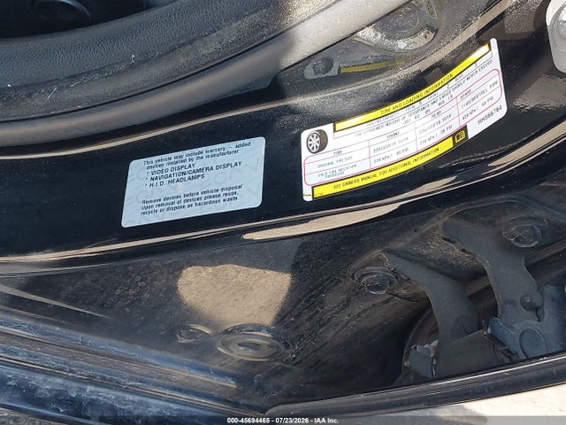 2C3CCAKGXHH566764 Chrysler 300c Awd