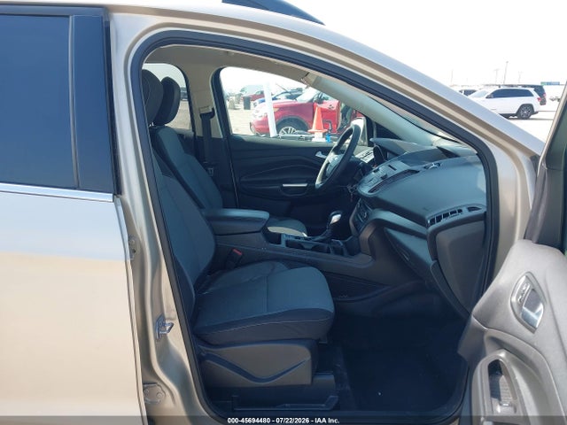 45694480 :رقم المزاد ، 1FMCU9GD4JUC80252 vin ، 2018 Ford Escape Se مزاد بيع