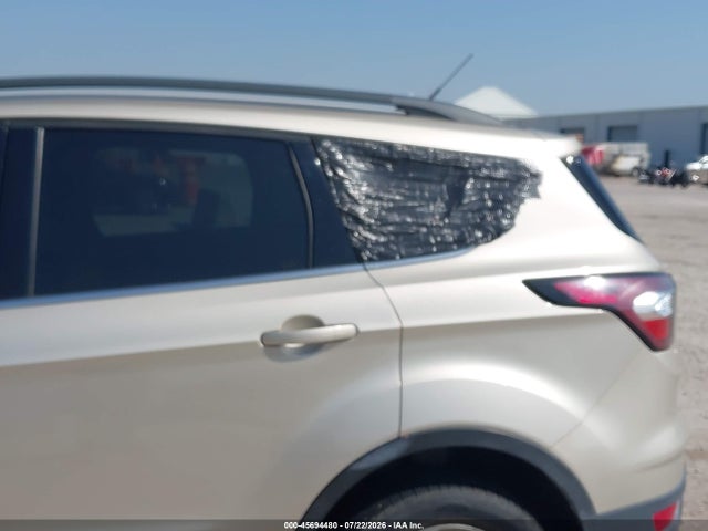 45694480 :رقم المزاد ، 1FMCU9GD4JUC80252 vin ، 2018 Ford Escape Se مزاد بيع