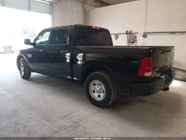 1C6RR6KG6KS661136 RAM 1500 Classic Tradesman 4x2 5&#039;7 Box