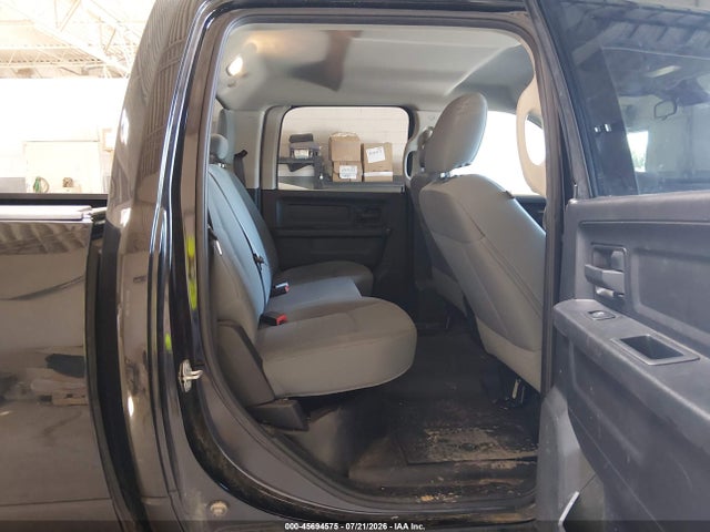 1C6RR6KG6KS661136 RAM 1500 Classic Tradesman 4x2 5&#039;7 Box
