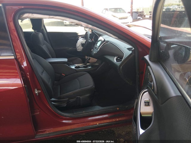 1G1ZD5ST2JF218559 Chevrolet MALIBU LT