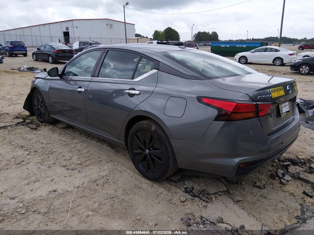 45694640 :رقم المزاد ، 1N4BL4DV6NN326835 vin ، 2022 Nissan Altima Sv Fwd مزاد بيع