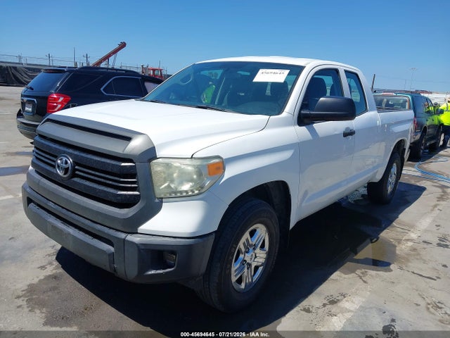 5TFRM5F12FX083309 Toyota Tundra Sr 4.6l V8