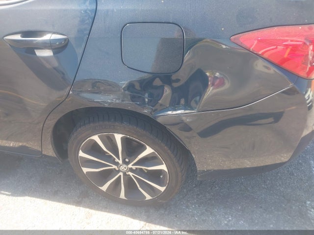 Toyota COROLLA SE 2018 5YFBURHE1JP742271 Image 19