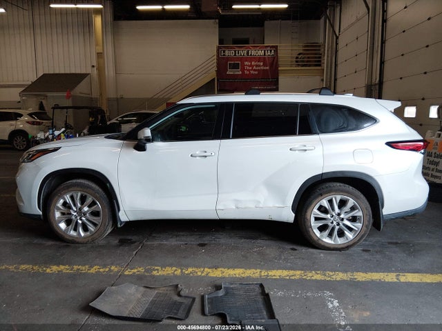 5TDDZRBH3NS593730 Toyota Highlander Limited