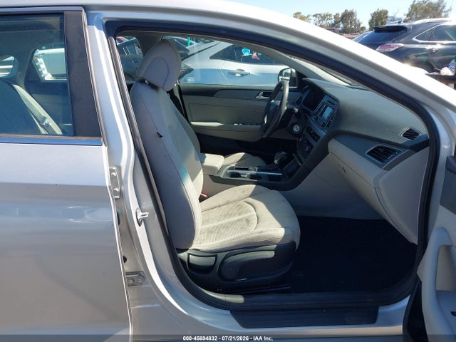 Hyundai SONATA SE 2015 5NPE24AF6FH001658 Image 5