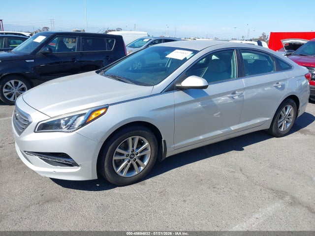 Hyundai SONATA SE 2015 5NPE24AF6FH001658 Image 6