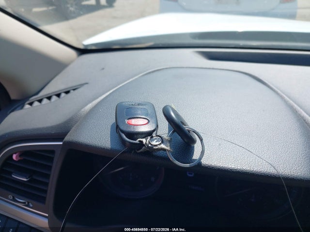 Продаж на аукціоні авто 2018 Hyundai Elantra Sel, vin: 5NPD84LF7JH315951, номер лоту: 45694850