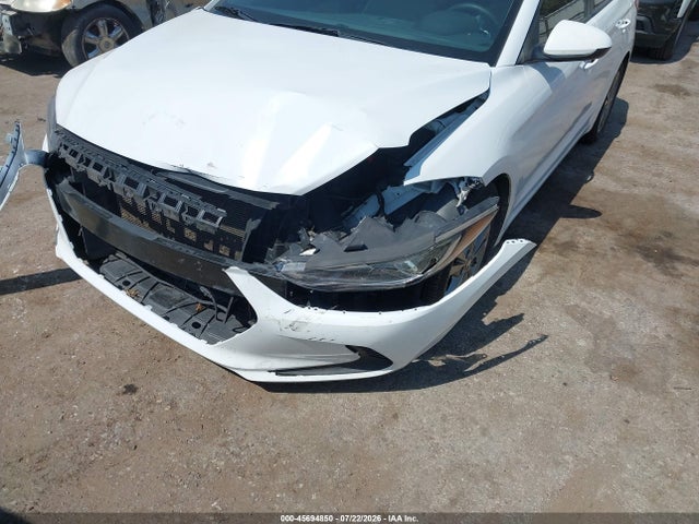 Продаж на аукціоні авто 2018 Hyundai Elantra Sel, vin: 5NPD84LF7JH315951, номер лоту: 45694850