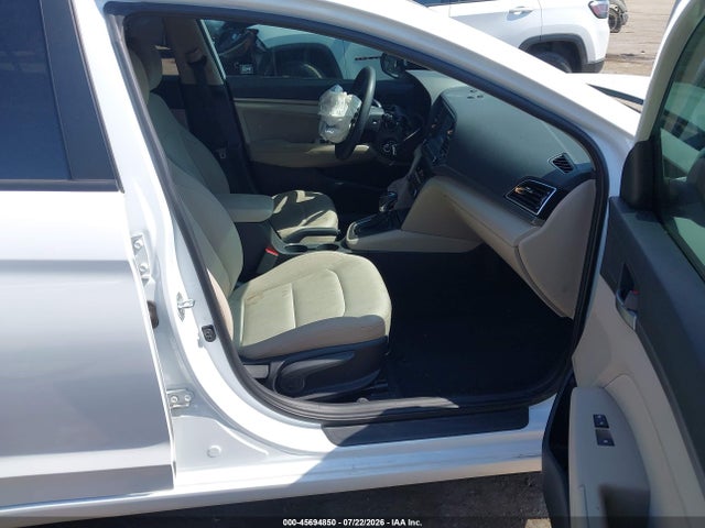 Продаж на аукціоні авто 2018 Hyundai Elantra Sel, vin: 5NPD84LF7JH315951, номер лоту: 45694850