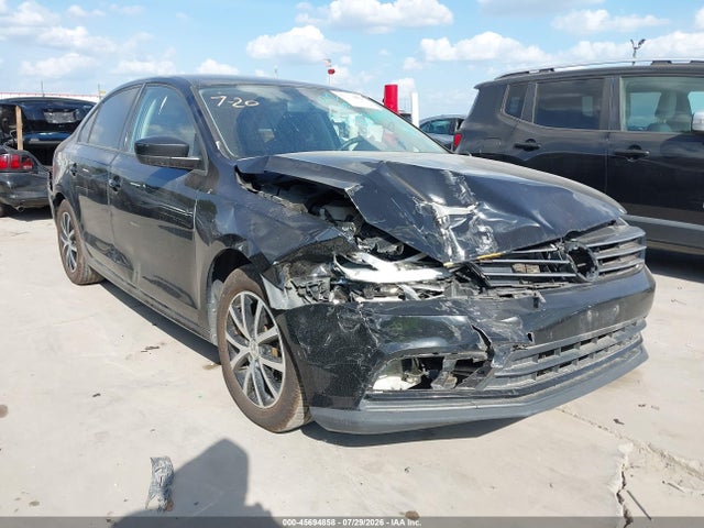 45694858 :رقم المزاد ، 3VWD67AJ2GM295221 vin ، 2016 Volkswagen Jetta 1.4t Se مزاد بيع