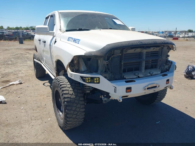 45694872 :رقم المزاد ، 1C6RR7FG4KS580894 vin ، 2019 Ram 1500 Classic Tradesman  4x4 6'4 Box مزاد بيع