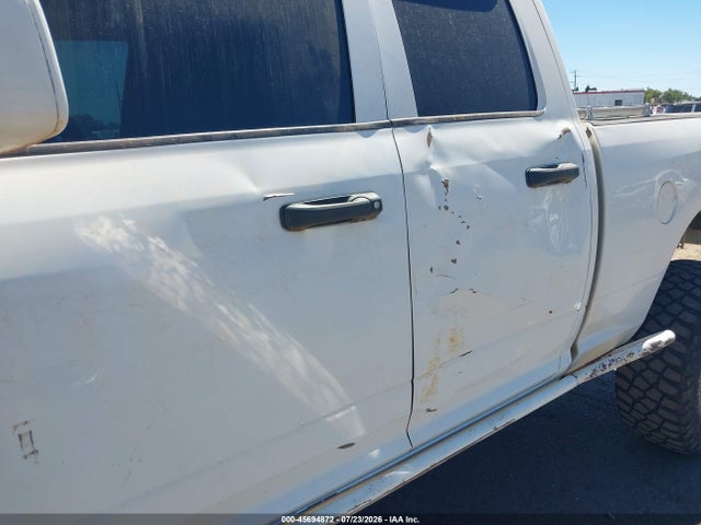 45694872 :رقم المزاد ، 1C6RR7FG4KS580894 vin ، 2019 Ram 1500 Classic Tradesman  4x4 6'4 Box مزاد بيع