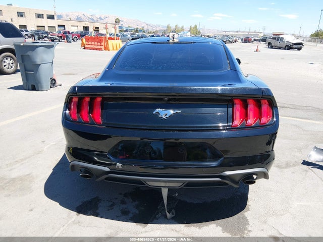 Ford Mustang Ecoboost Fastback 2022 1FA6P8THXN5132592 Image 17