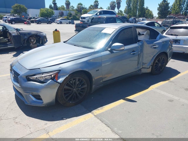 Infiniti Q50 3.0t Luxe 2018 JN1EV7AP2JM367068 Image 2