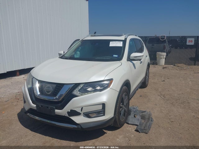 45694930 :رقم المزاد ، 5N1AT2MT6HC808645 vin ، 2017 Nissan Rogue Sl مزاد بيع