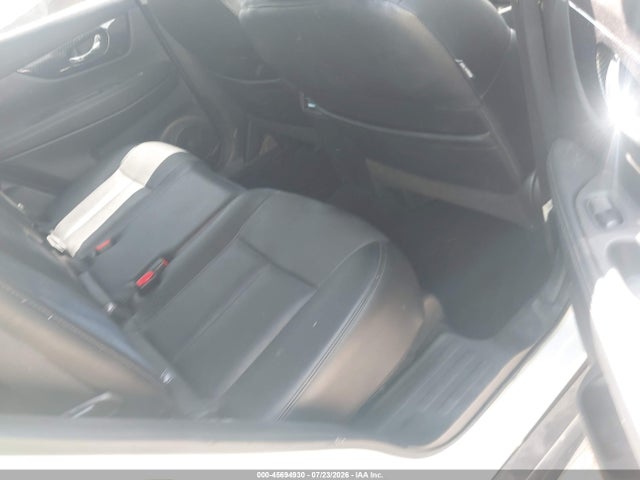 45694930 :رقم المزاد ، 5N1AT2MT6HC808645 vin ، 2017 Nissan Rogue Sl مزاد بيع