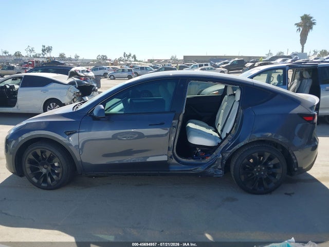 2023 Tesla Model Y Awd/long Range Dual Motor All-wheel Drive მანქანა იყიდება აუქციონზე, vin: 7SAYGDEE5PF605673, აუქციონის ნომერი: 45694957