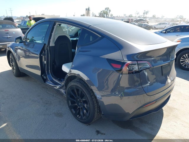 2023 Tesla Model Y Awd/long Range Dual Motor All-wheel Drive მანქანა იყიდება აუქციონზე, vin: 7SAYGDEE5PF605673, აუქციონის ნომერი: 45694957