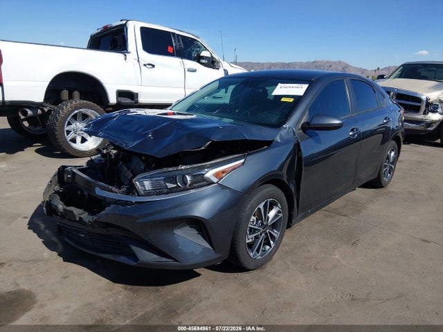KIA Forte Lxs 2024 3KPF24AD8RE726254 Image 2