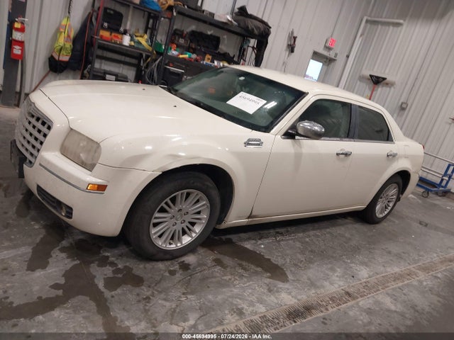 Aukcja sprzedaży 2010 Chrysler 300 Touring, vin: 2C3CA4CD3AH216362, numer aukcji: 45694995