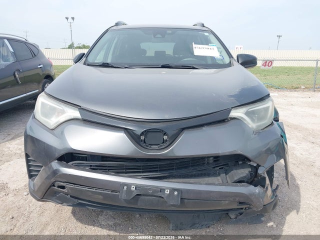 Toyota RAV4 LE 2017 2T3ZFREV7HW341658 Image 12