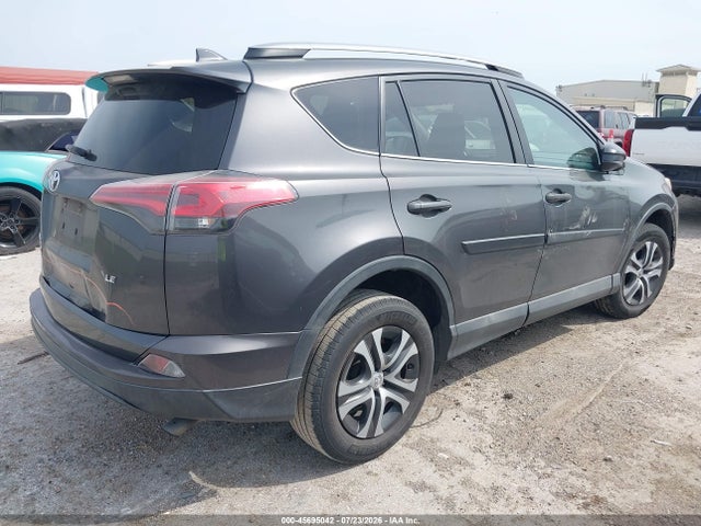 Toyota RAV4 LE 2017 2T3ZFREV7HW341658 Image 4