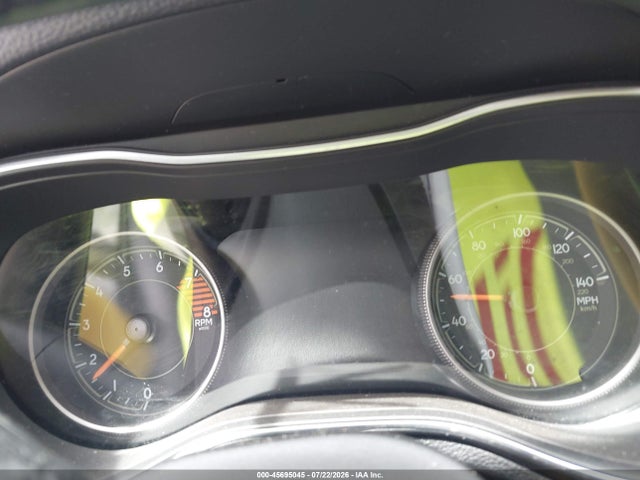 45695045 :رقم المزاد ، 1C4PJMBXXKD253674 vin ، 2019 Jeep Cherokee Trailhawk 4x4 مزاد بيع