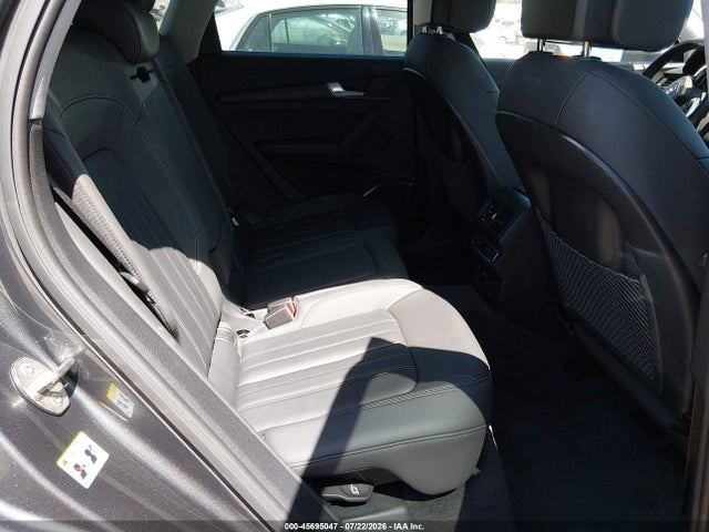 45695047 :رقم المزاد ، WA1GAAFYXN2017621 vin ، 2022 Audi Q5 Premium 45 Tfsi S Line Quattro S Tronic مزاد بيع