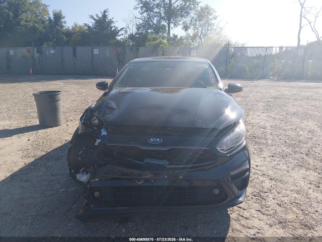 45695070 :رقم المزاد ، 3KPF34AD7ME381756 vin ، 2021 Kia Forte Gt-line مزاد بيع