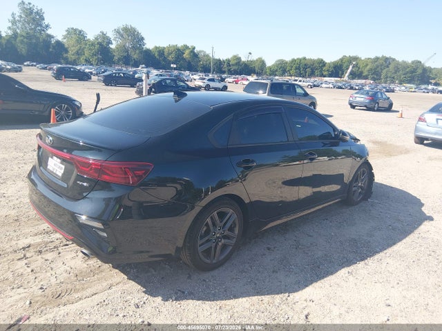45695070 :رقم المزاد ، 3KPF34AD7ME381756 vin ، 2021 Kia Forte Gt-line مزاد بيع