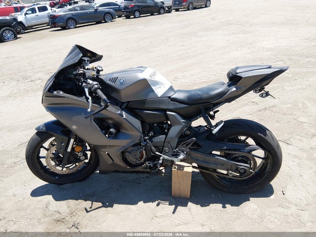 JYARM38Y4RA003025 Yamaha Yzfr7