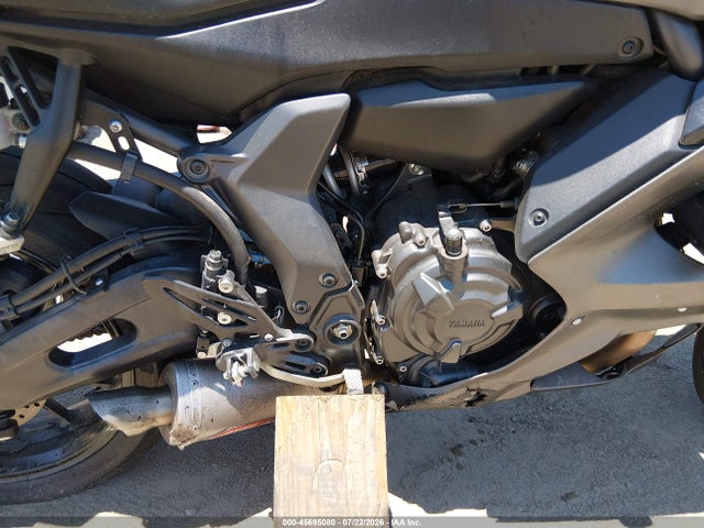 JYARM38Y4RA003025 Yamaha Yzfr7