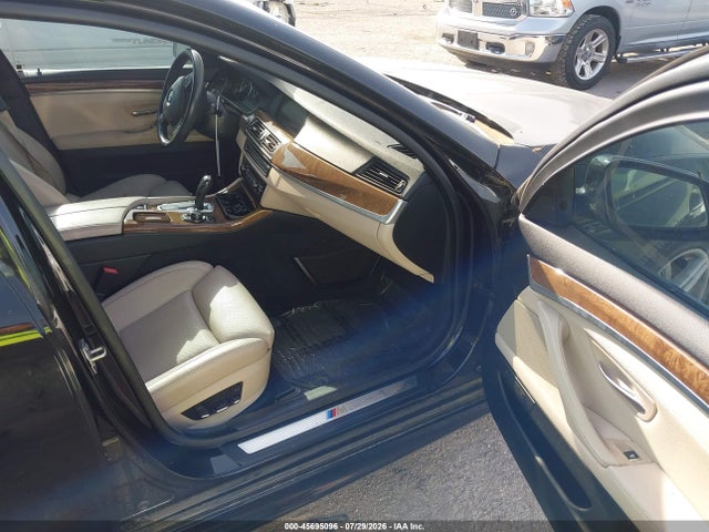 Продажа на аукционе авто 2013 Bmw 550i, vin: WBAFR9C53DDX80020, номер лота: 45695096