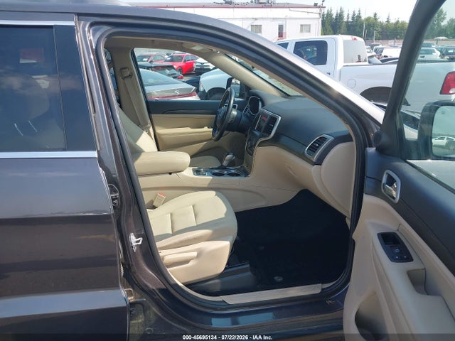 45695134 :رقم المزاد ، 1C4RJFAG5MC793724 vin ، 2021 Jeep Grand Cherokee Laredo E 4x4 مزاد بيع